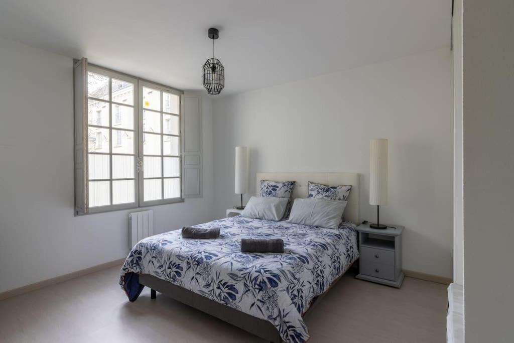 Superbe Appartement โซมูร์ ภายนอก รูปภาพ